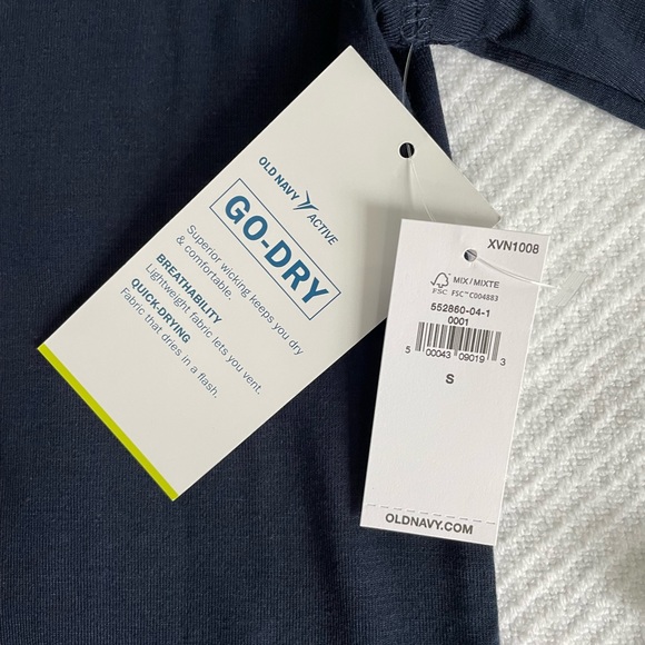 NWT Old Navy Active Top - Picture 2 of 5